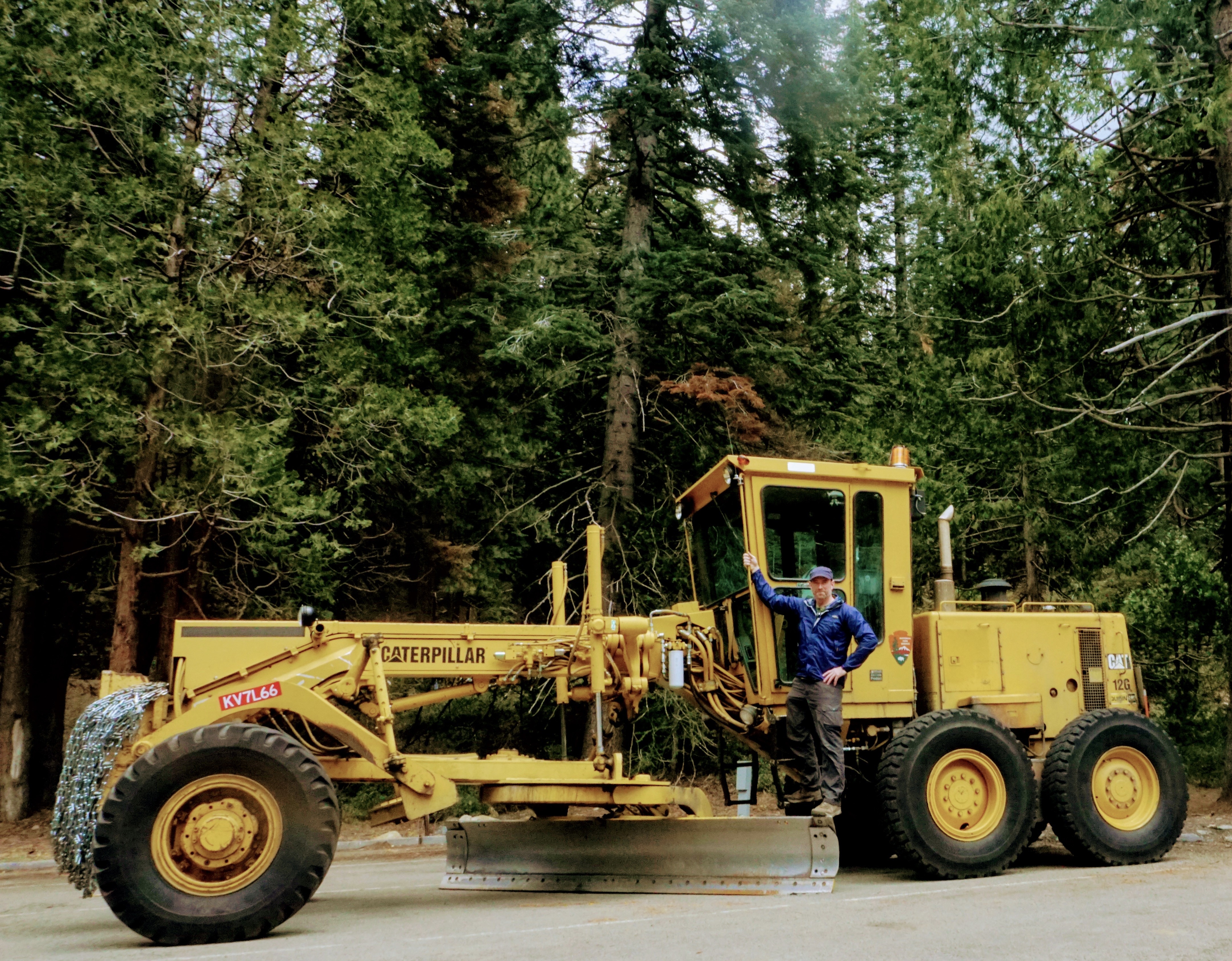 Motor Grader In Yosemite IMG 8513
